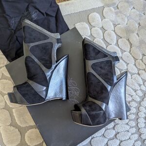 Alejandro Ingelmo NIGHTHAWK Black Wedge Heels